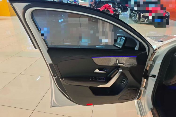 Used Mercedes-Benz A-Class 2021 A 200 L Sport Sedan Fashion Model
