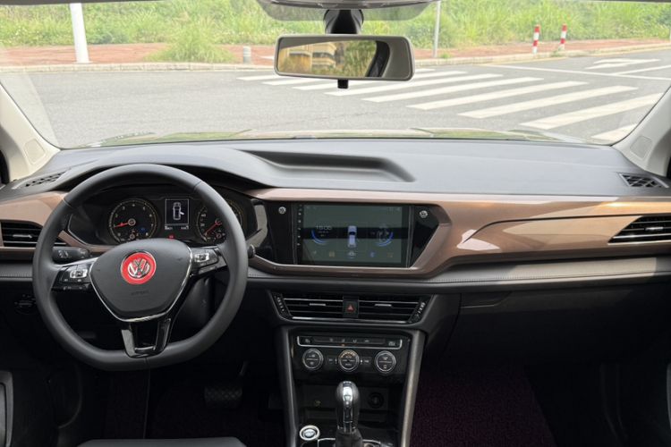 Used Volkswagen Tharu 2019 280TSI Two-Wheel Drive Comfort Edition China V Standard
