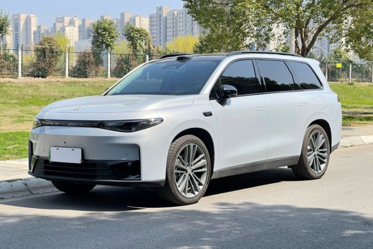 Used Leapmotor C16 2026 All-Electric 630 LiDAR Zhizun Edition 6 Seats