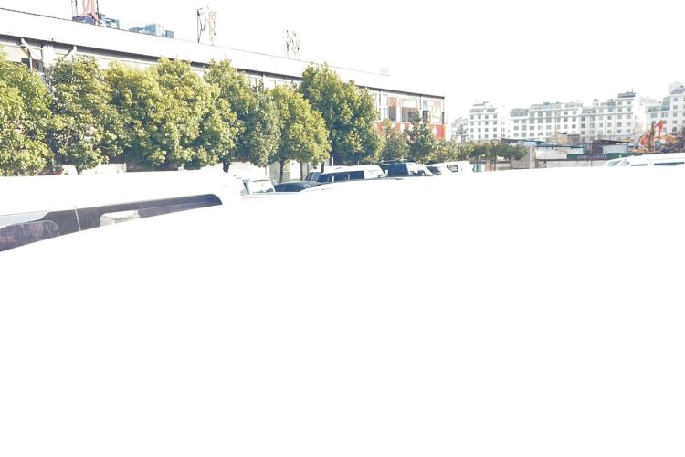 Used SRM Gold Hiace 2024 2.0L Travel Lion 9-Seater Central Air Conditioning
