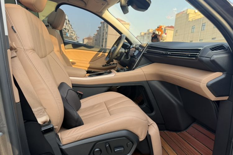 Used Nio ES8 2018 355 km Base Version 7-Seater Edition