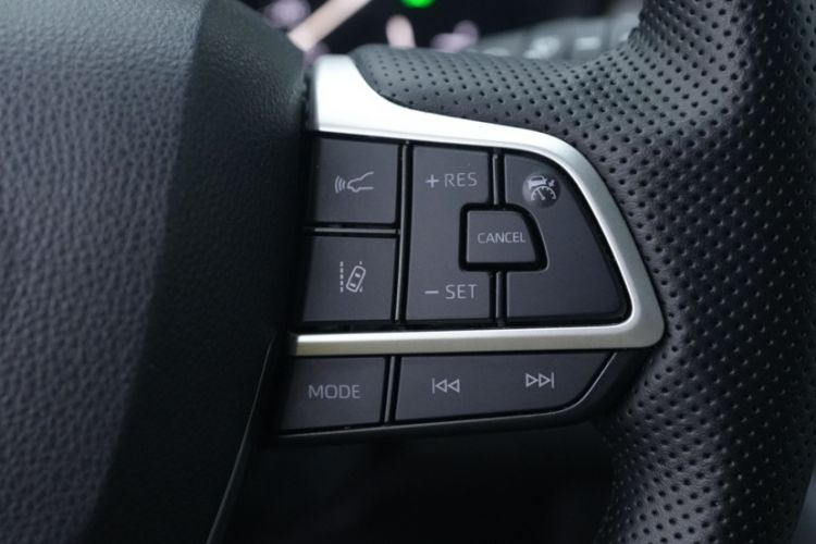 Used Toyota Granvia 2024 2.5L Hybrid Comfort Edition