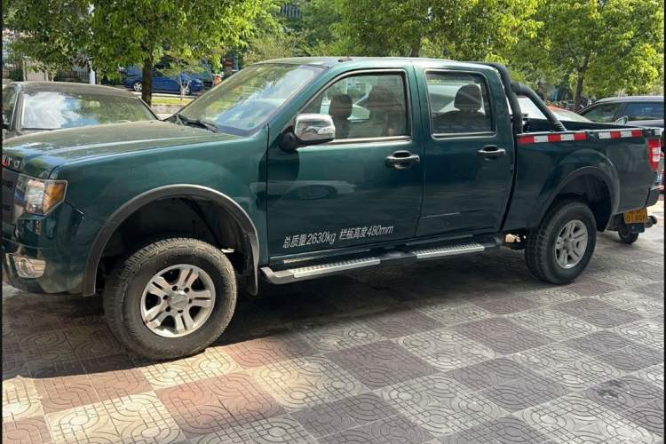 Used Higer Longwei 2015 2.8T Diesel Manual Two-Wheel Drive Big Double Classic Edition JE493