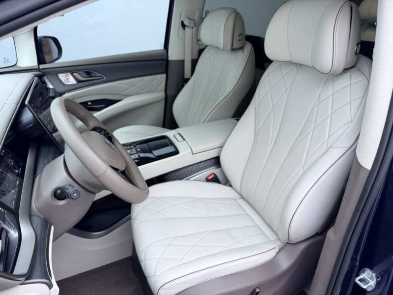 Used Denza D9 2022 DM-i 970 Four-Wheel Drive Flagship Model — 14