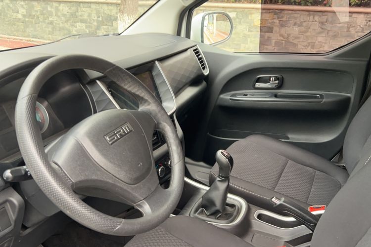 Used Jinbei Gold Hiace M Classic 2022 1.5L Engineering Lion Passenger Vehicle 6 Seats Driver Seat