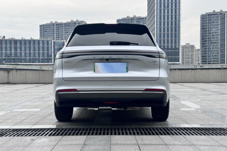 Used Geely Galaxy Xingjian 7 EM-i 2025 120km Exploration+ Version Exterior 4