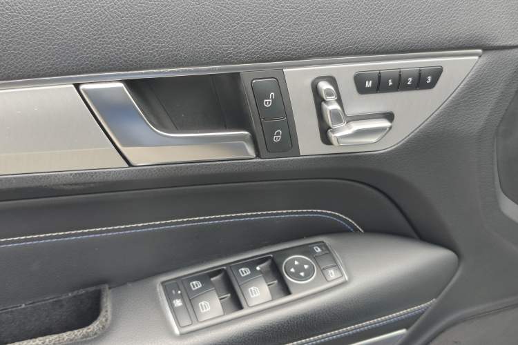 Used Mercedes-Benz E-Class 2016 E 200 Coupe Dynamic Edition
