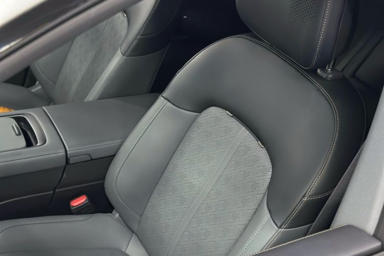 Used Zeekr 7X 2025 75 kWh Rear-Wheel Drive Intelligent Driving Version
