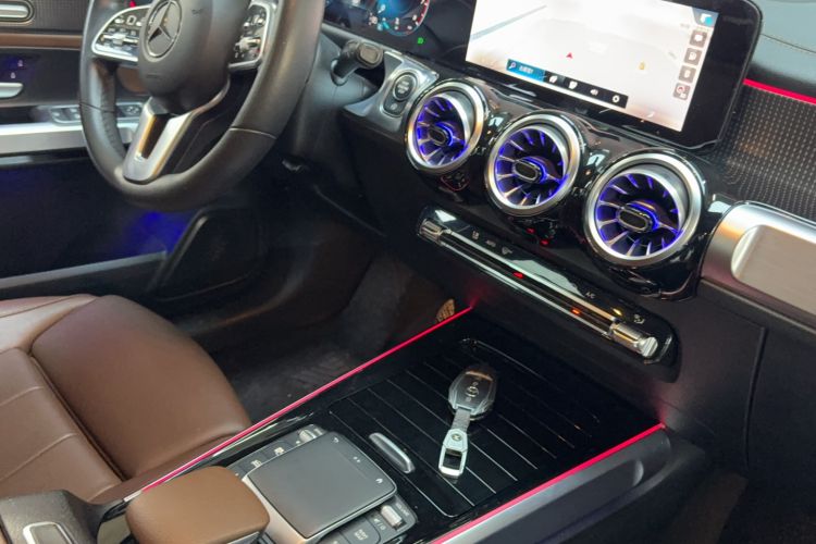 Used Mercedes-Benz GLB 2021 GLB 200 Dynamic Edition Interior 10