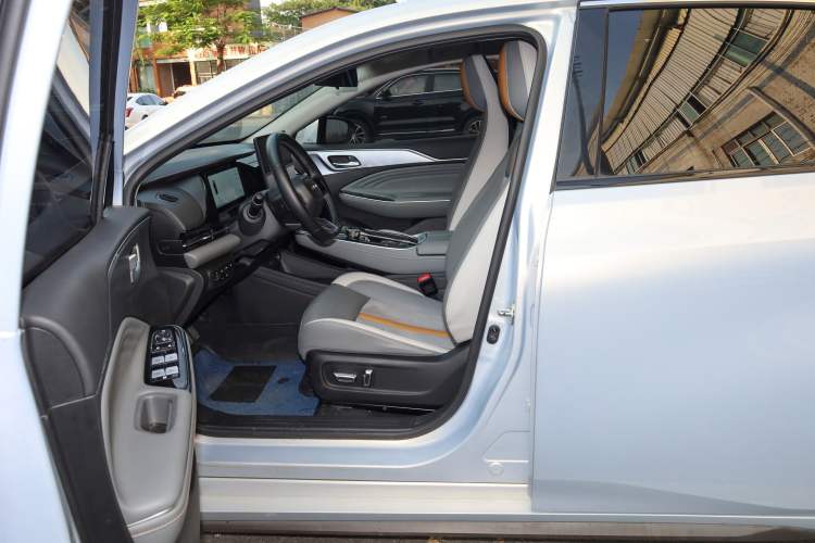 Used AION S Plus 2022 70 Intelligent Edition Interior 2