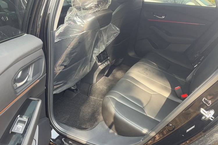 Used Honda Accord 2025 Sport Series 260TURBO Luxury Edition Interior 3