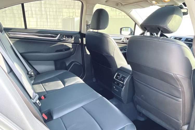 Used Subaru Legacy 2016 2.5i All-Wheel-Drive Glory Edition