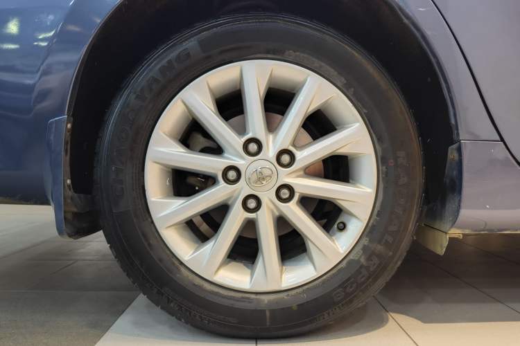 Used Toyota Camry 2015 Dual-Engine 2.5 HG Luxury Navigation Edition Exterior 10