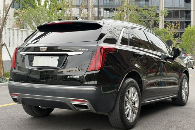 Used Cadillac XT5 2021 2.0T Two-Wheel Drive Luxury Version Exterior 5