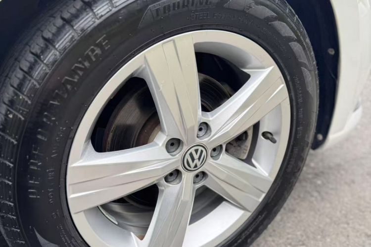 Used Volkswagen Lavida 2017 1.6L Automatic Fashion Edition