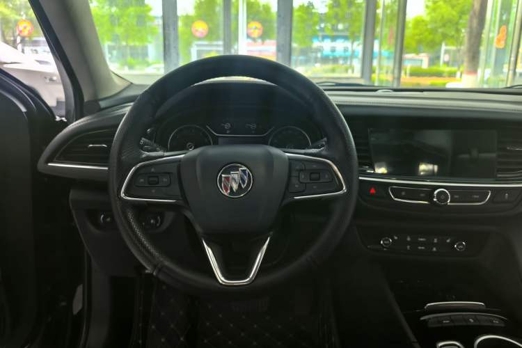 Used Buick Regal 2022 552T Smart Edition Interior 1