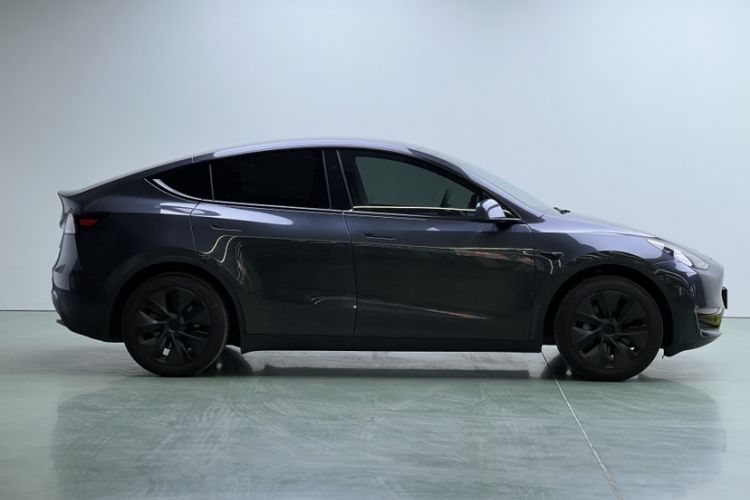 Used Tesla Model Y 2024 Rear-Wheel-Drive Version
