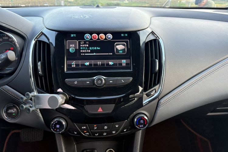 Used Chevrolet Cruze 2017 1.4T Hatchback Dual-Clutch Lingfeng Edition