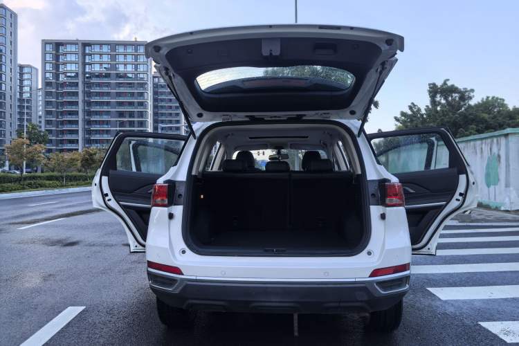 Used Zotye T500 2018 1.5T Manual Luxury Model
