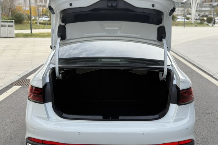 Used Volkswagen Sagitar 2025 Revised 300TSI DSG Excellence Edition
