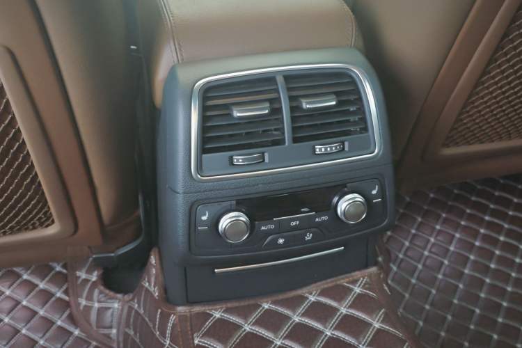 Used Audi A6L 2018 30th Anniversary Edition 35 TFSI Sport Edition
