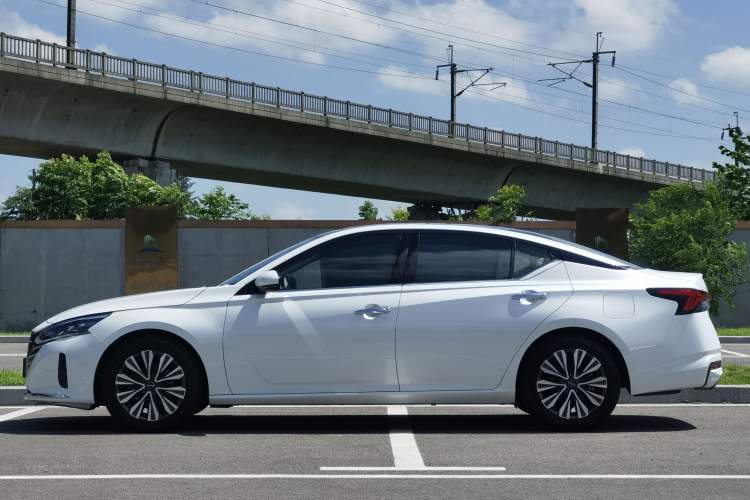 Used Nissan Teana 2022 2.0L XL-TLS Enjoyment Edition