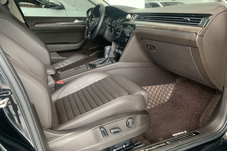 Used Volkswagen Magotan 2018 Facelift 330TSI DSG Luxury Model