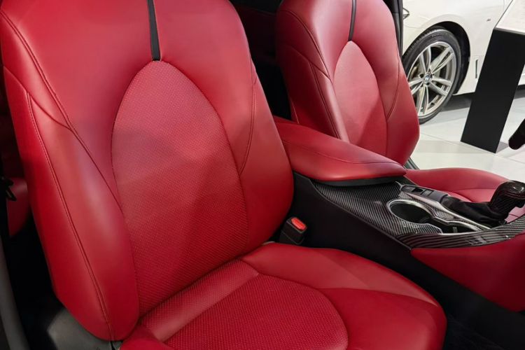 Used Toyota Camry 2018 2.0G Luxury Edition Interior 6