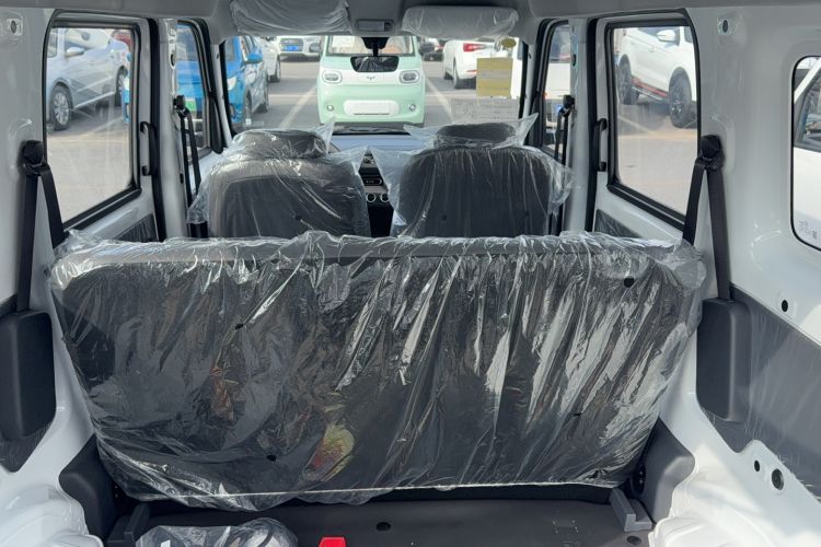 Used Wuling Zhiguang New Energy 2025 Comfort Model