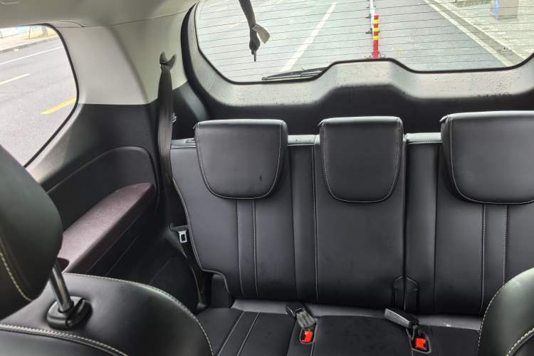 Used GAC Trumpchi M6 2023 PRO 270T DCT Luxury Edition Interior 4