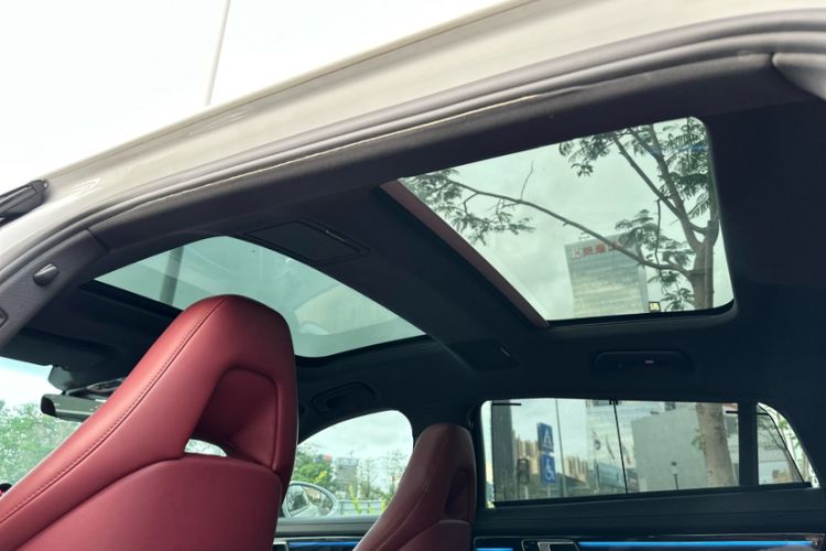 Used Porsche Panamera 2017 Panamera 4 Executive Long Wheelbase 3.0T
