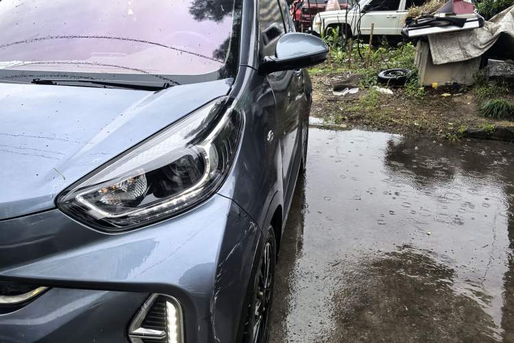 Used Chery New Energy Little Ant 2022 Revised Version Sweet Pink Edition Half-Sugar Version Lithium Iron Phosphate 30.7 kWh 30 kW 301 km