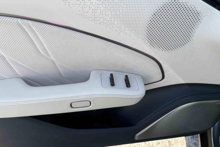 Used Zeekr 007 2024 Four-Wheel Drive Intelligent Driving Version 100 kWh
