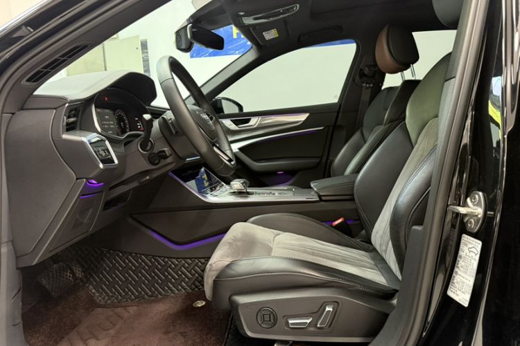 Used Audi A6L 2023 Revised 45 TFSI Prestige Dynamic Edition
