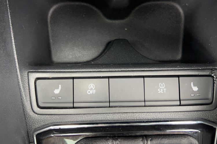 Used Jetta VA3 2021 1.5L Automatic Glory Edition Interior 5