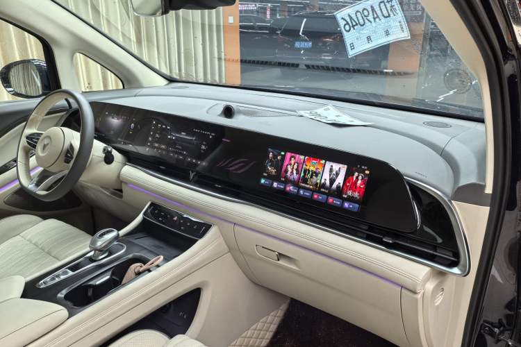 Used VOYAH Dream 2022 0-Carbon Edition Dream+ Smart Enjoyment Package 475 km