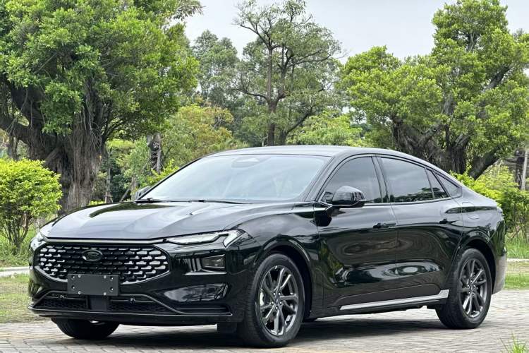 Used Ford Mondeo 2025 2.0T EcoBoost Luxury Version