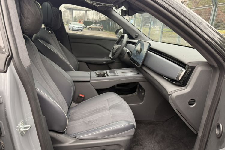 Used VOYAH COURAGE 2024 Long-Range Supercharge Edition Right Front Seat