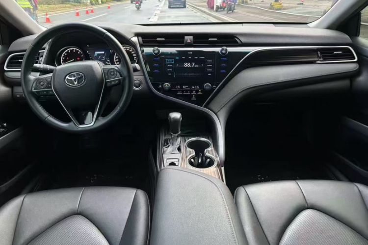 Used Toyota Camry 2019 2.0G Luxury Edition China VI Standard
