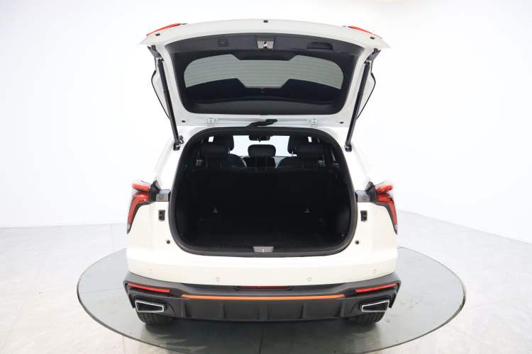 Used Haval XY 2022 1.5T Smart Edition Trunk
