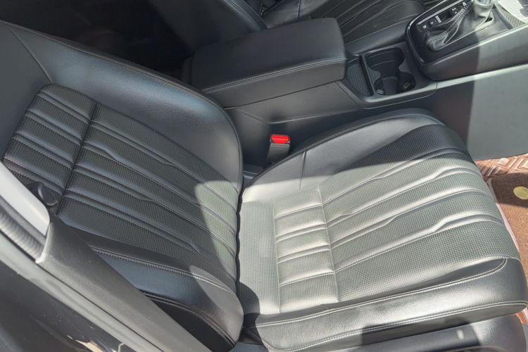 Used Honda Breeze 2023 240TURBO Two-Wheel-Drive Luxury Edition 5 Seats