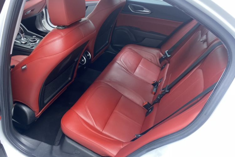 Used Alfa Romeo Giulia 2017 2.0T 280HP Luxury Edition