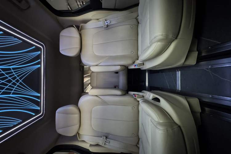 Used Buick GL8 2023 ES Lu Zun Deluxe Model
