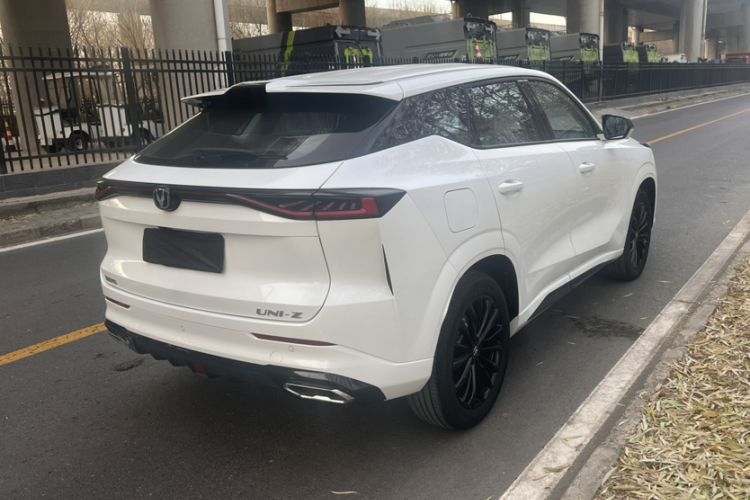 Used Changan UNI-Z New Energy 2024 Blue Whale Smart Electric iDD 125km Leading Model