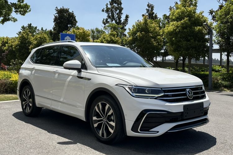 Used Volkswagen Tiguan L 2022 330TSI Automatic Two-Wheel Drive R-Line Enhanced Edition Exterior 1