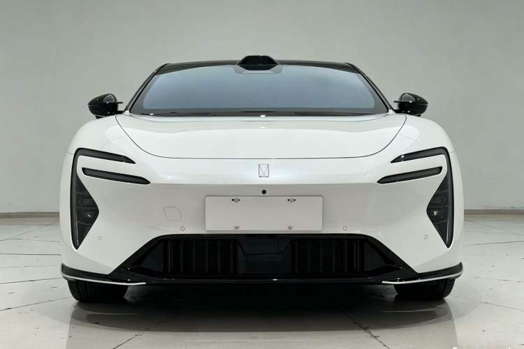 Used Avatr 06 2025 Ultra Pure Electric Edition Exterior 2