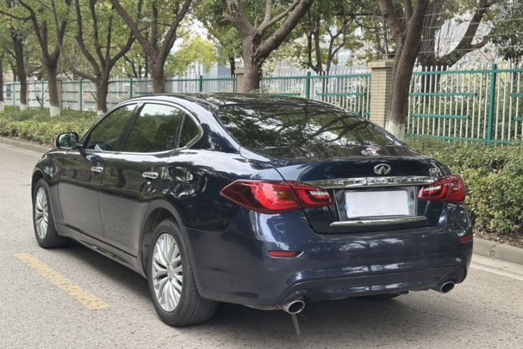 Used Infiniti Q70 2017 Q70L 2.5L Enjoyment Edition