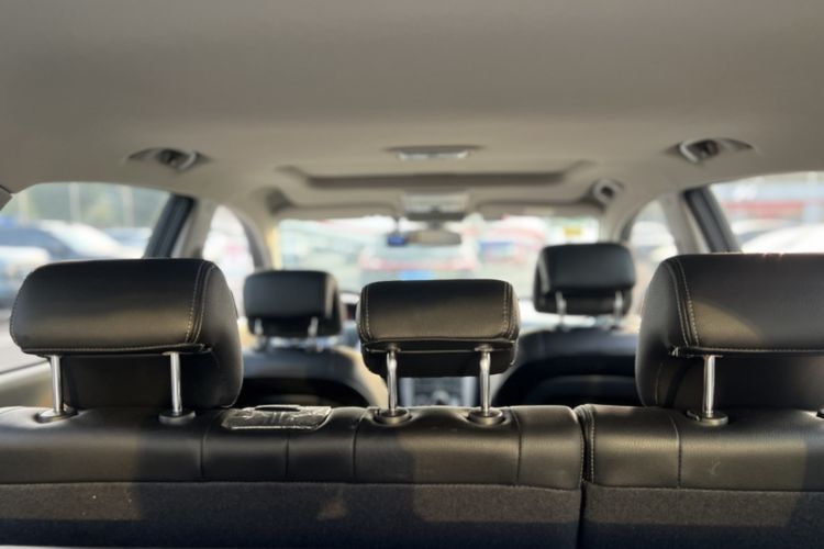 Used Chevrolet Captiva 2014 2.4L Two-Wheel Drive Urban Version 7 Seats
