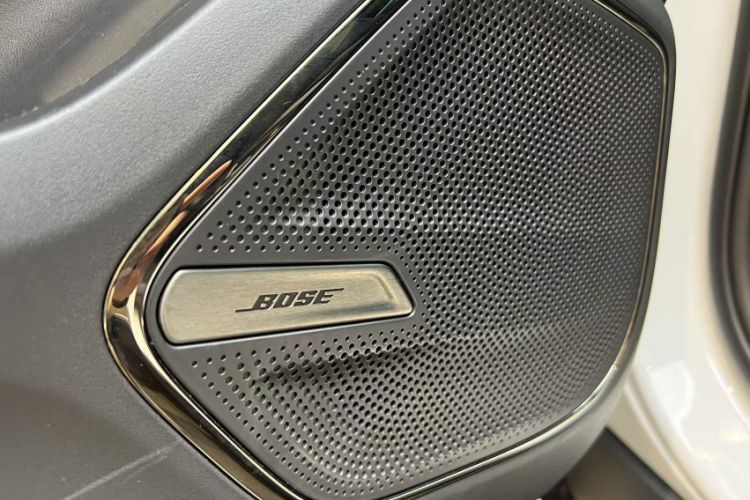 Used Lynk & Co 09 2021 2.0T Halo Six-Seater