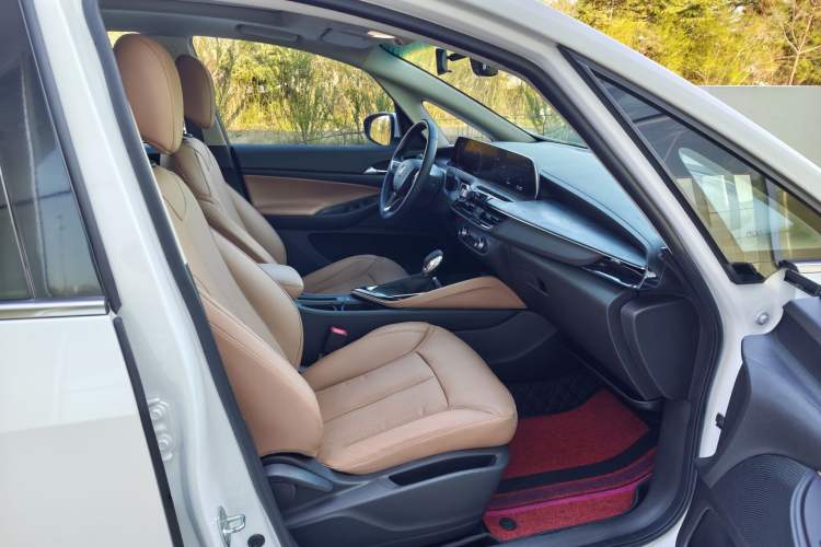 Used Buick GL6 2021 323T Mild Hybrid Connect Luxury Model
